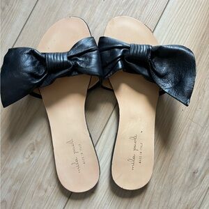 Cute black bow sandals